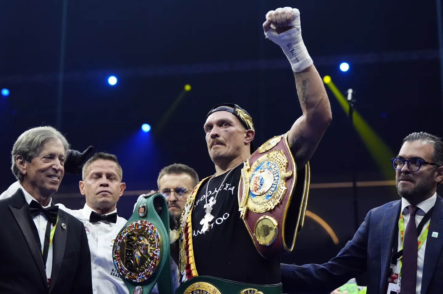 Oleksandr Usyk, ağır sıklet şampiyonluk unvanını Rico Verhoeven’e karşı savunacak.