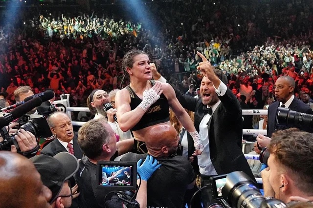 KADIN Boksun Efsane İsmi Katie Taylor Kariyerini Noktaladı!